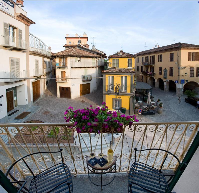 Casa Svizzera Agriturismo Barolo Cameră foto