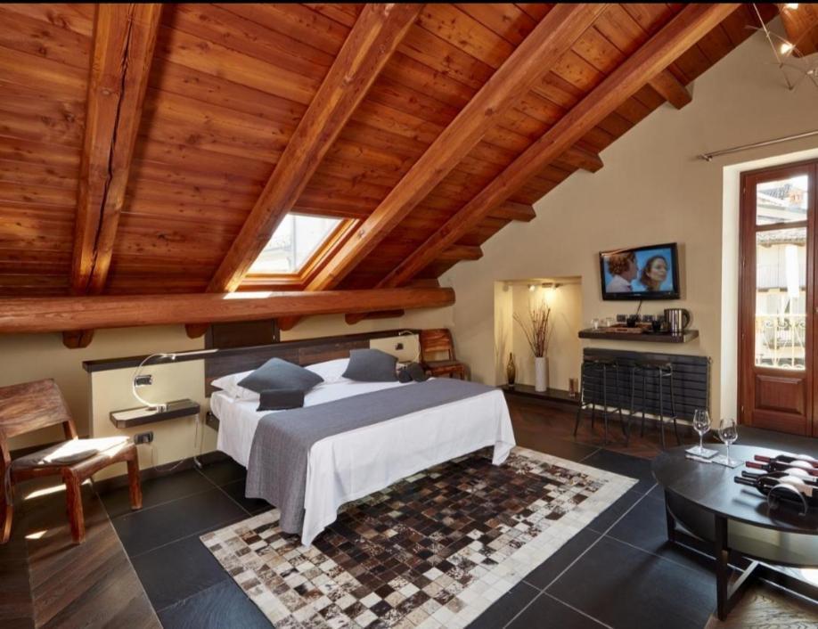 Casa Svizzera Agriturismo Barolo Exterior foto